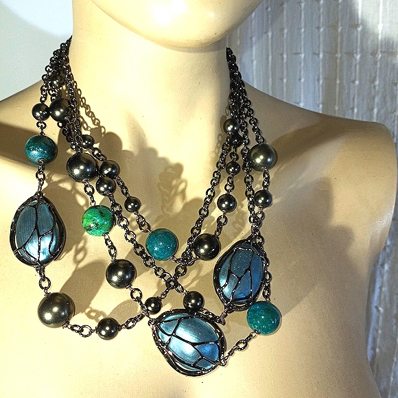 Alexis bittar lucite statement necklace